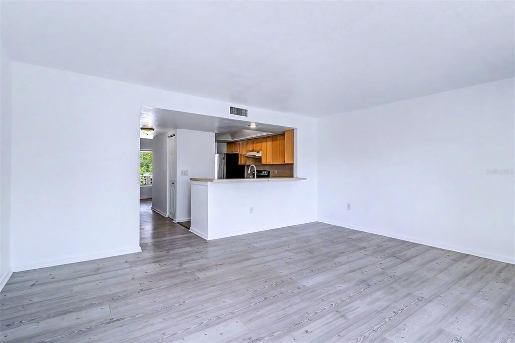 592 100th Avenue N - Photo 10