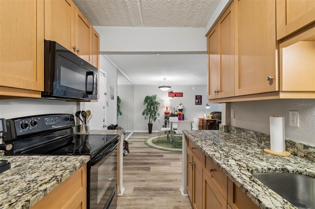 3325 Bayshore Boulevard - Photo 11