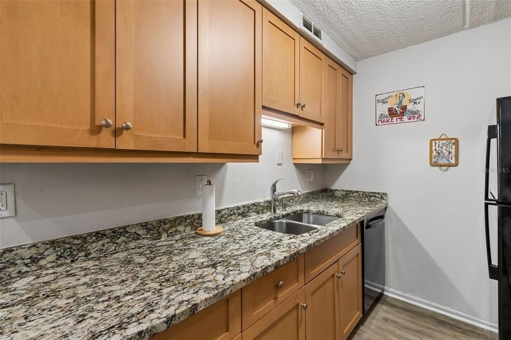 3325 Bayshore Boulevard - Photo 10