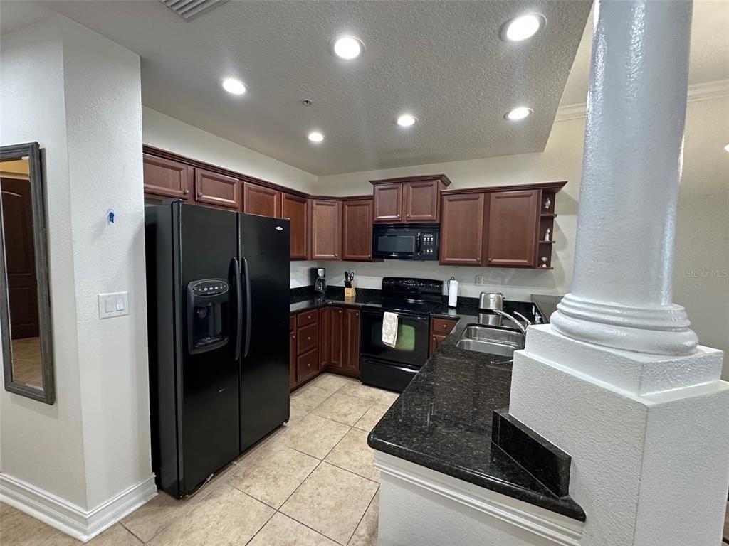 13941 Clubhouse Dr - Photo 4