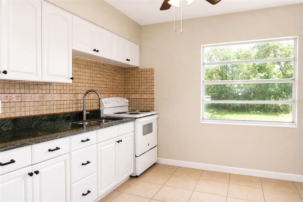 821 14th Avenue Nw - Photo 5