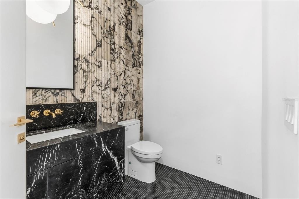 1209 E Cumberland Avenue - Photo 38