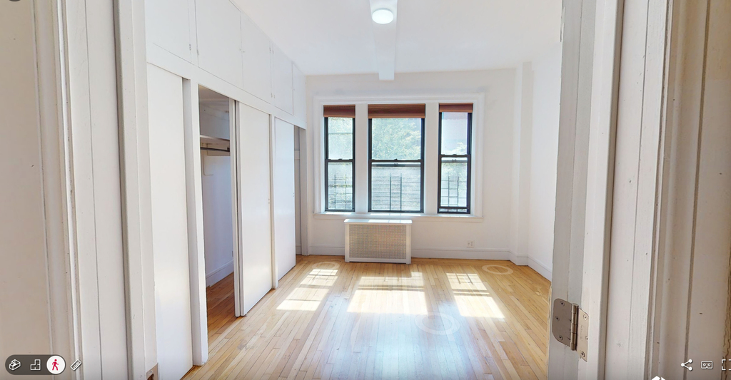 West 77th Street - Photo 0