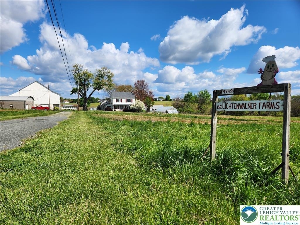 4939 Indian Creek Road - Photo 1