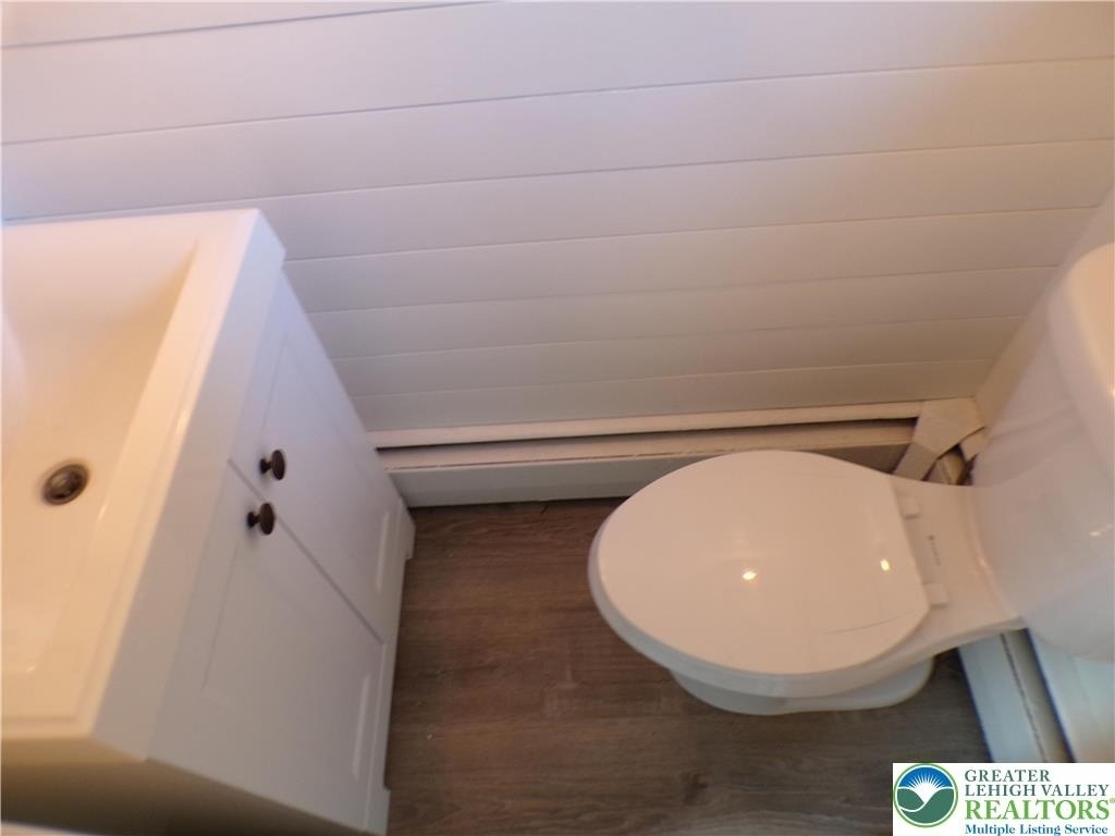2440 W Livingston Street - Photo 14