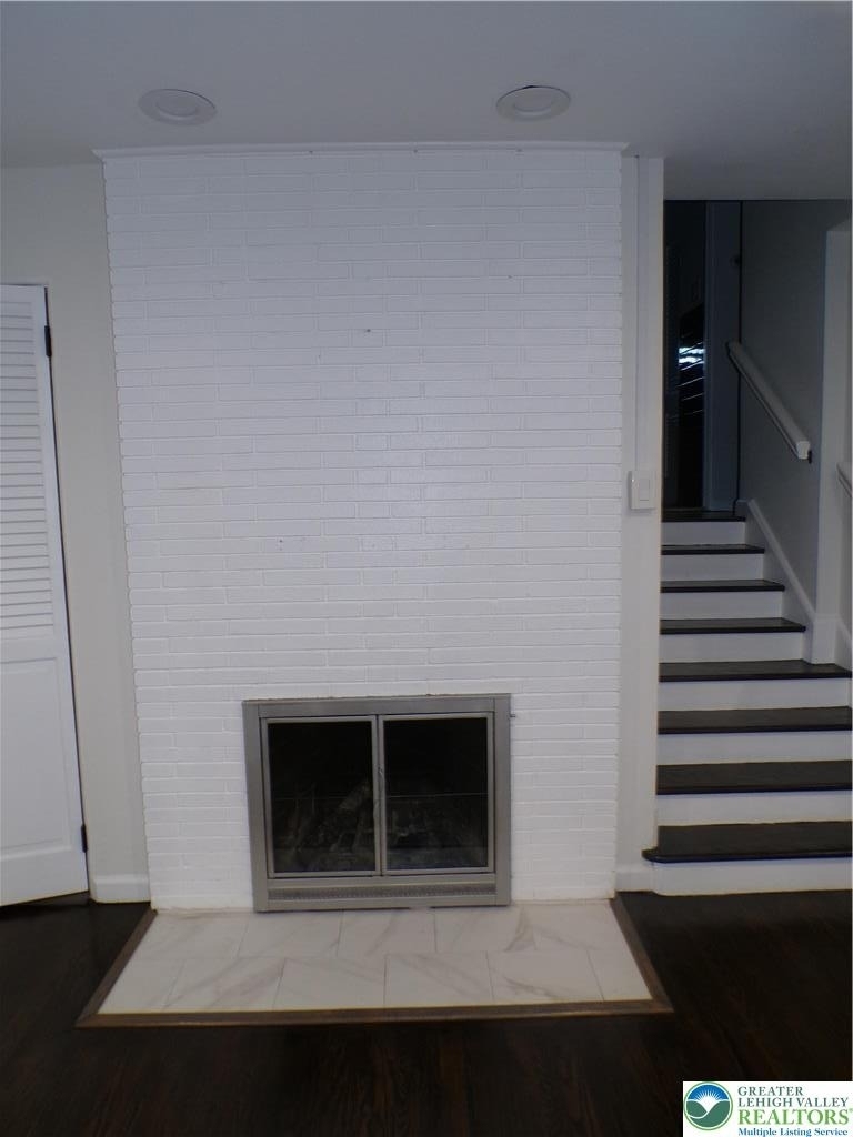 2440 W Livingston Street - Photo 3