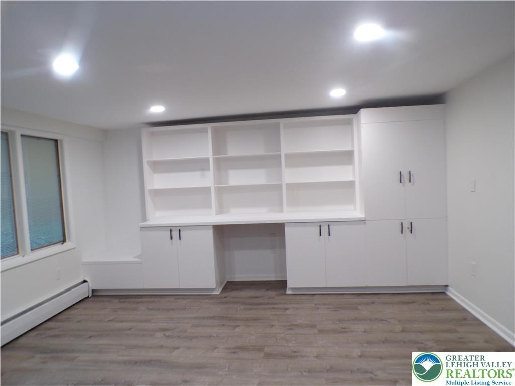 2440 W Livingston Street - Photo 12