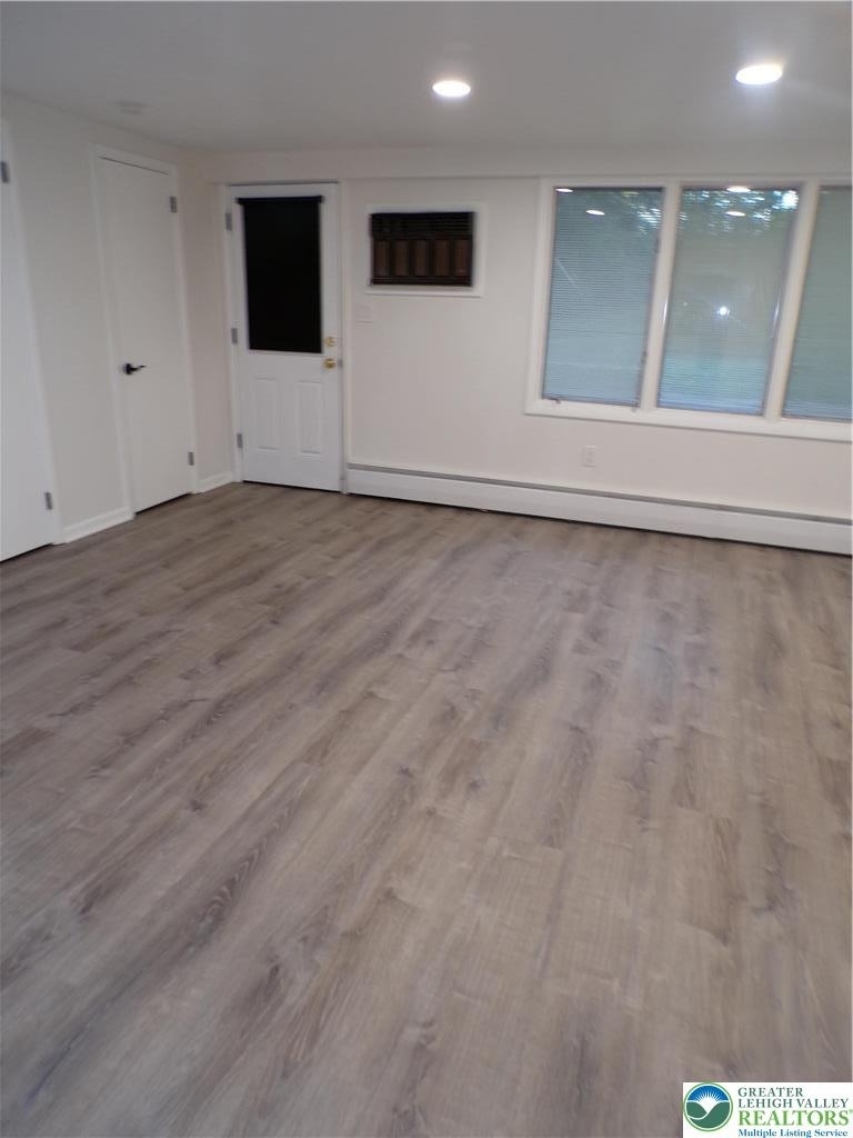 2440 W Livingston Street - Photo 13