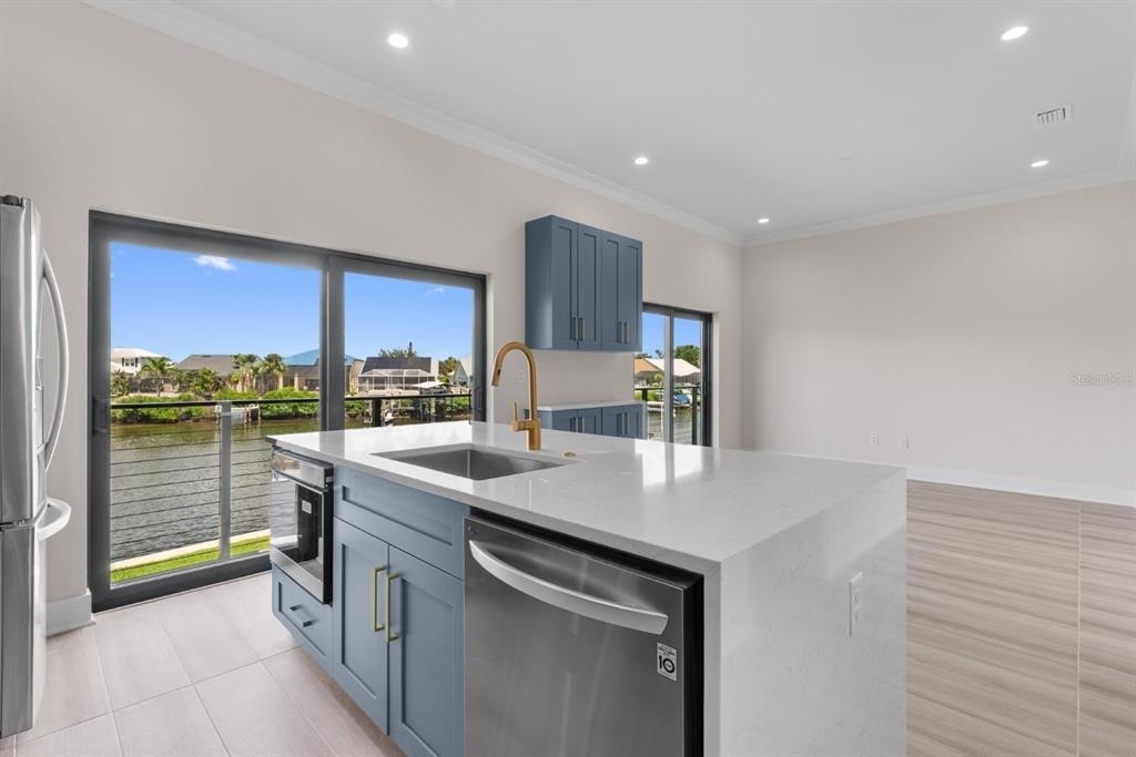 777 Gran Kaymen Way - Photo 7