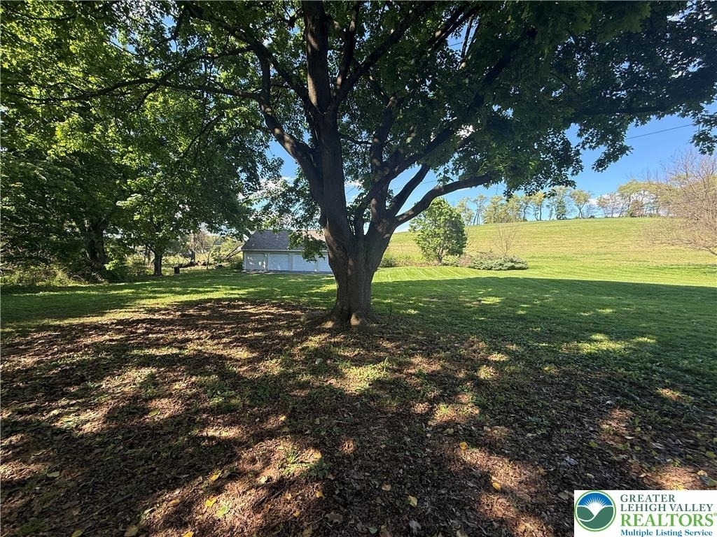 9751 Newtown Road - Photo 16