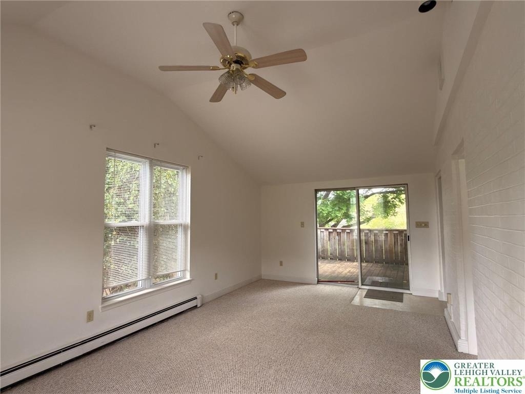 9751 Newtown Road - Photo 3