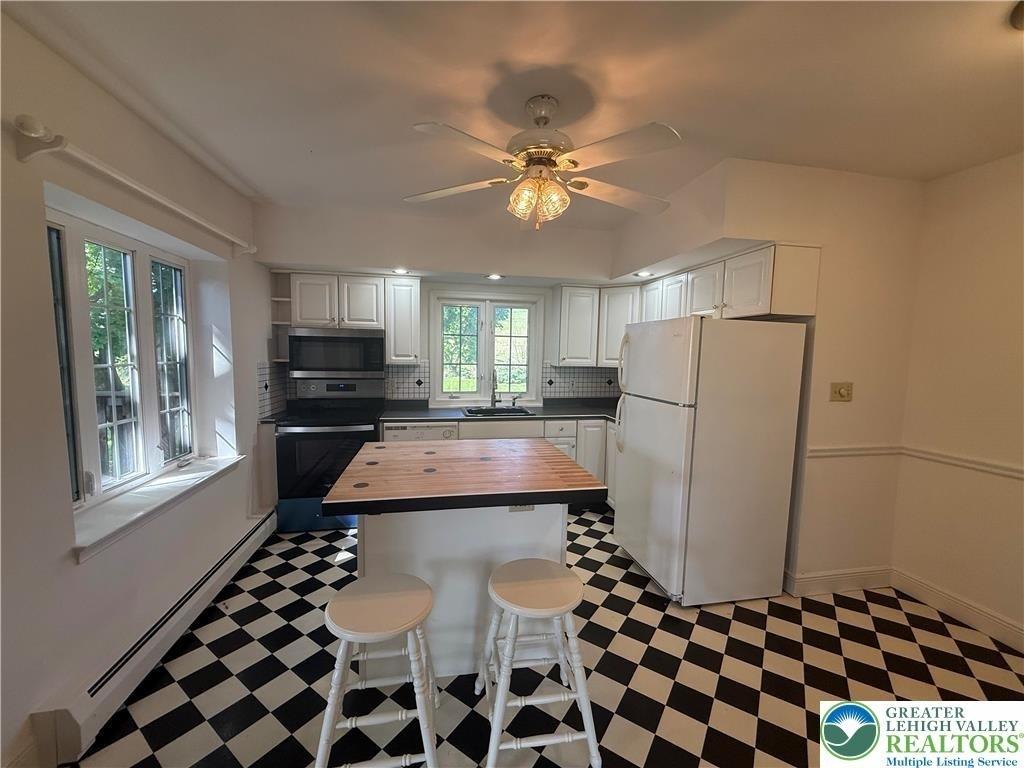 9751 Newtown Road - Photo 13