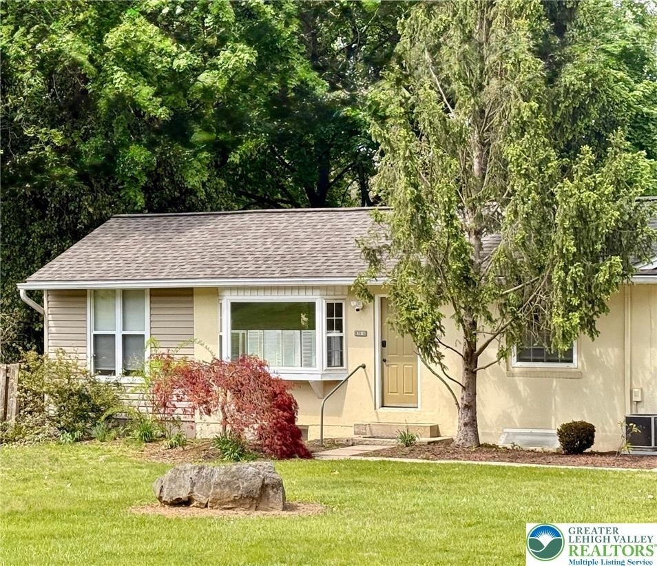 9751 Newtown Road - Photo 0