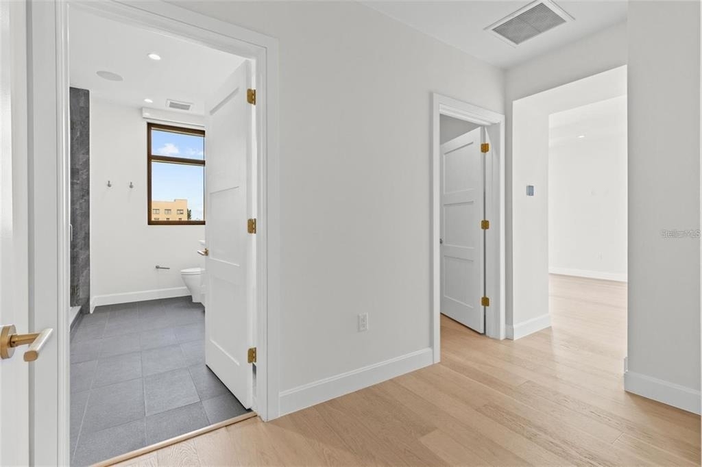 126 4th Avenue Ne - Photo 21