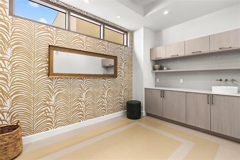 126 4th Avenue Ne - Photo 48