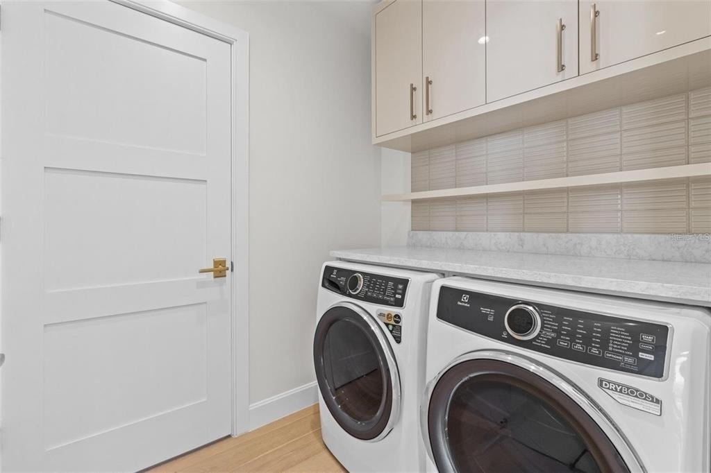 126 4th Avenue Ne - Photo 32