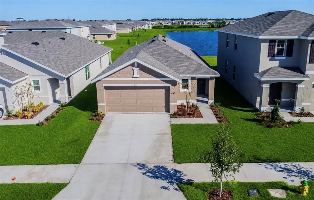 649 Sunlit Coral Street - Photo 0