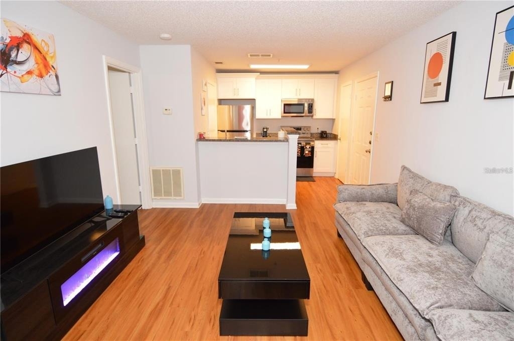 11901 4th Street N - Photo 5