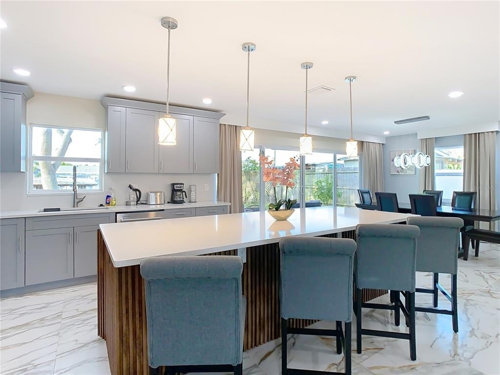 10704 Donbrese Avenue - Photo 9