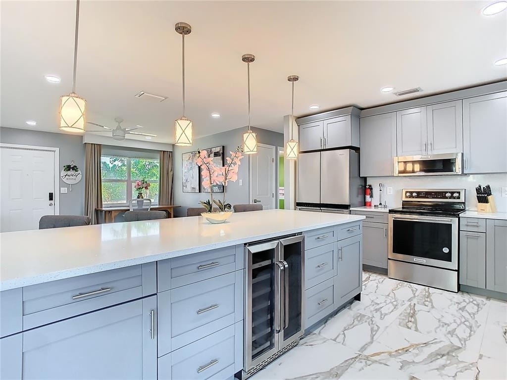 10704 Donbrese Avenue - Photo 11