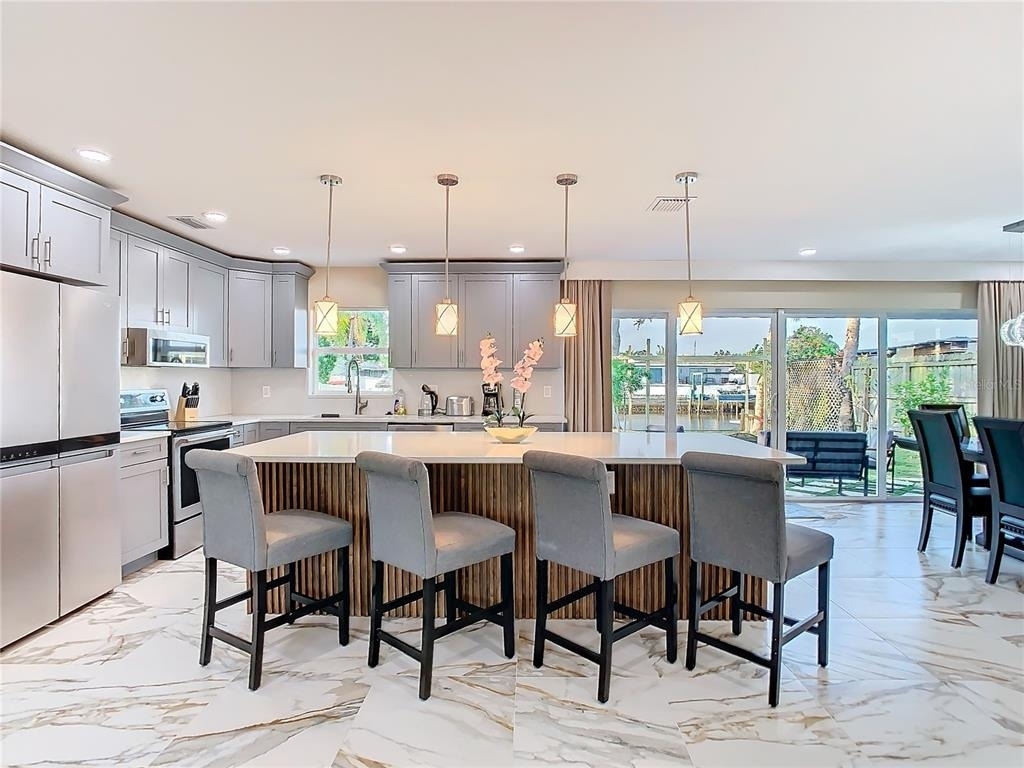10704 Donbrese Avenue - Photo 13
