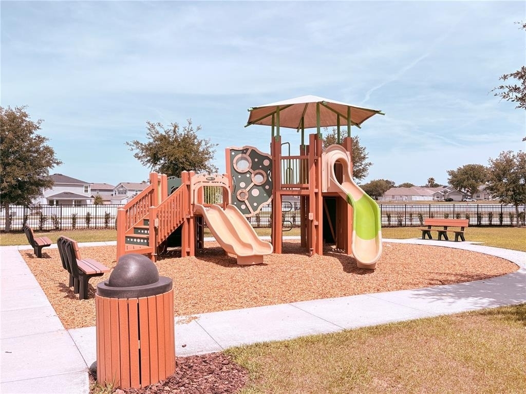 1084 Papaya Circle - Photo 36
