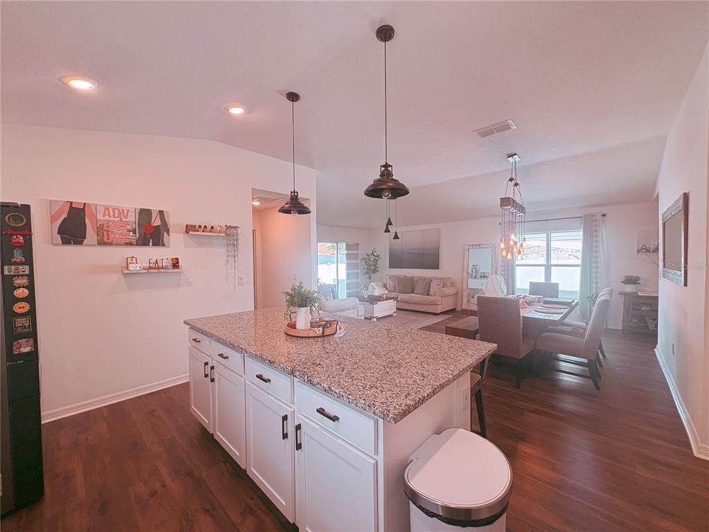 1084 Papaya Circle - Photo 16
