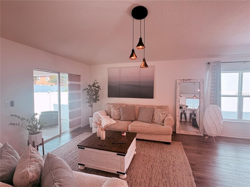 1084 Papaya Circle - Photo 12