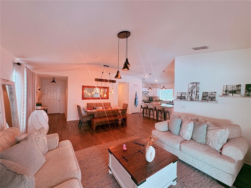 1084 Papaya Circle - Photo 15