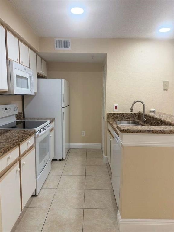 2208 Antigua Place - Photo 5