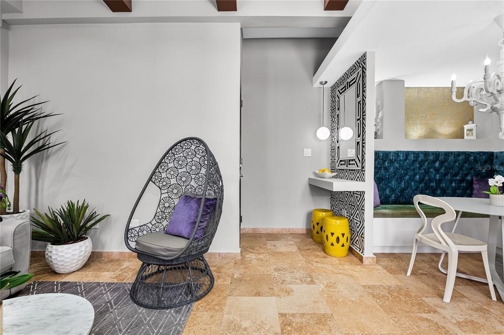 311 Luna St - Photo 3