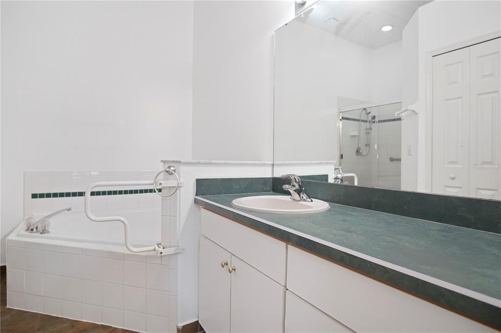 2492 Saint Augustine Boulevard - Photo 15