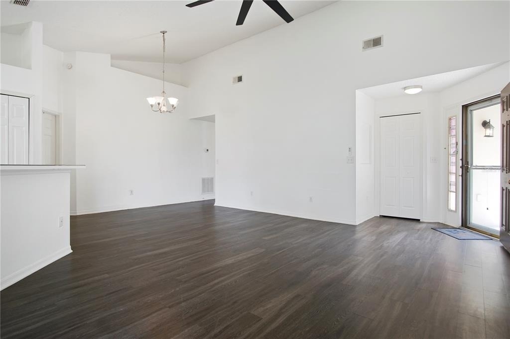 2492 Saint Augustine Boulevard - Photo 10