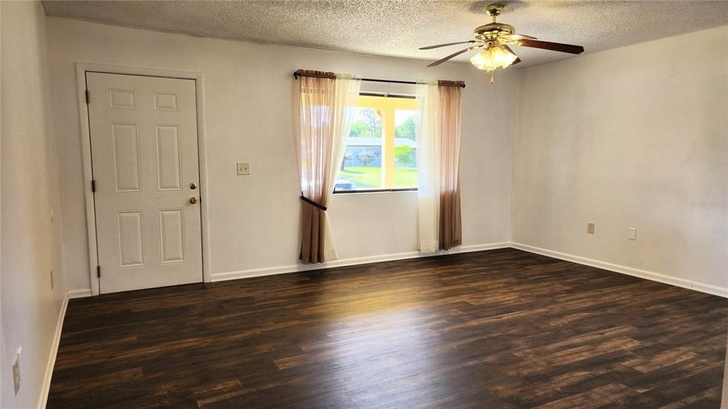 10405 Sw 99th Avenue - Photo 1