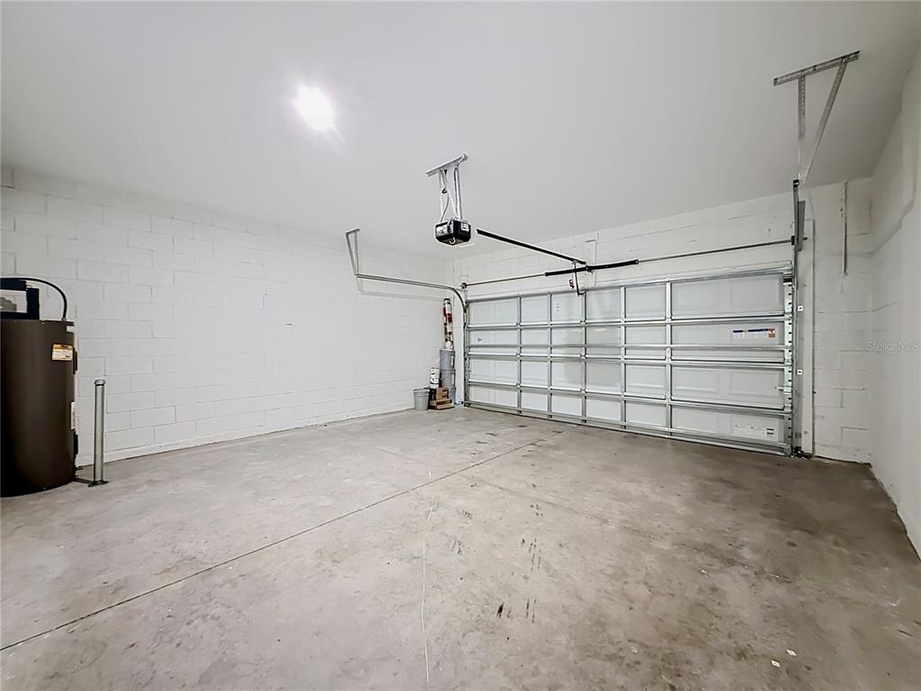 418 Quayside Avenue - Photo 32