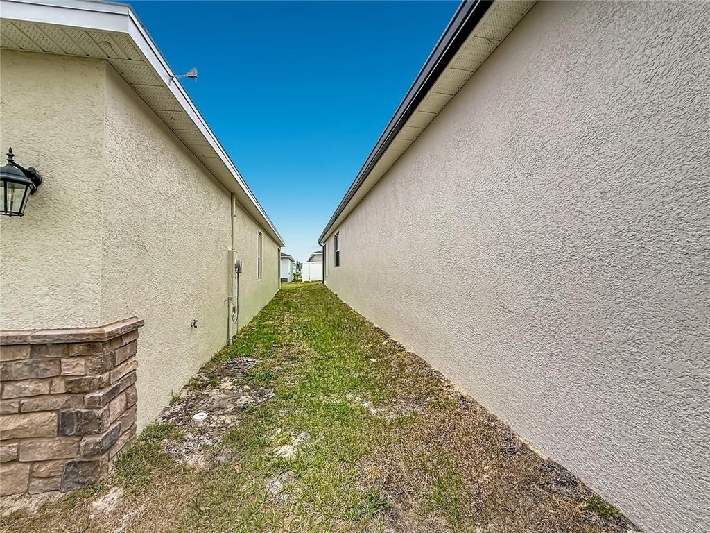 418 Quayside Avenue - Photo 34