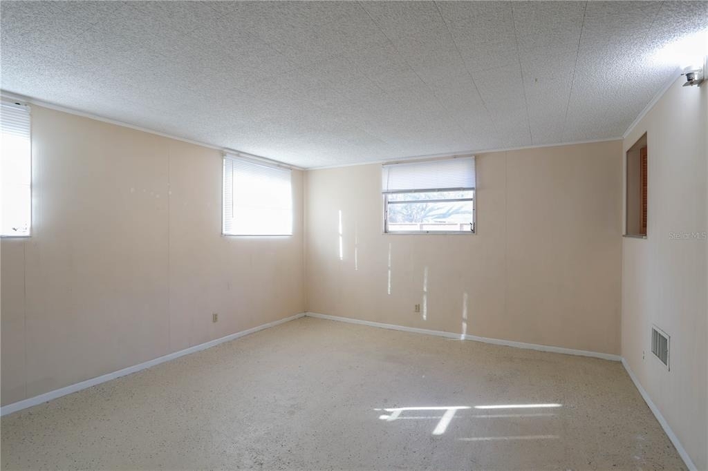 1704 Edmundshire Road - Photo 8