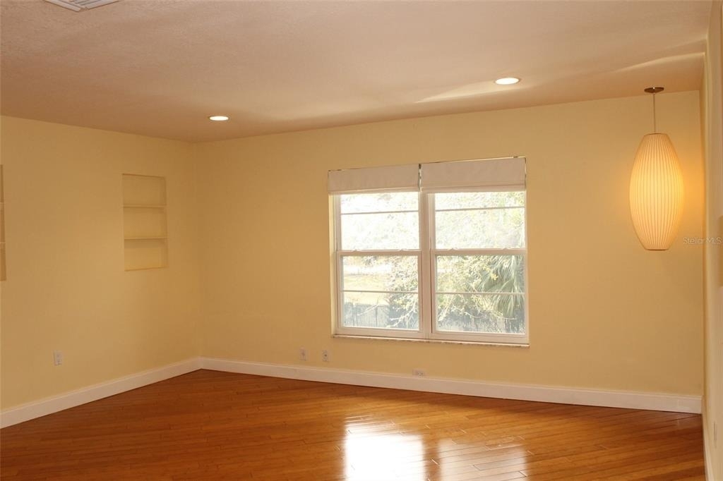 138 W America Street - Photo 5