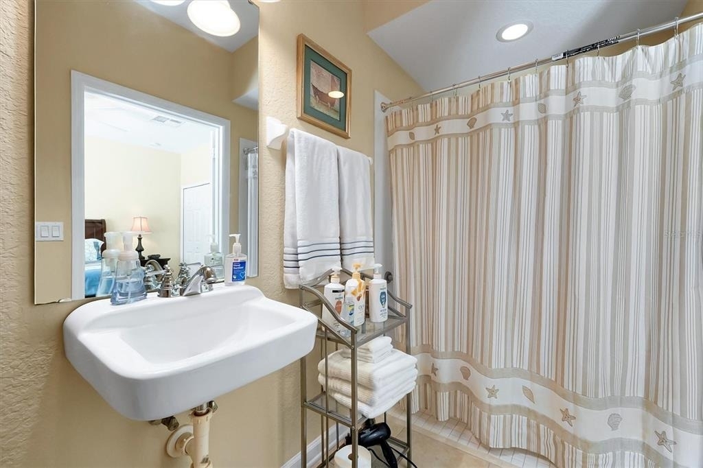 4800 Tidecrest Avenue - Photo 5