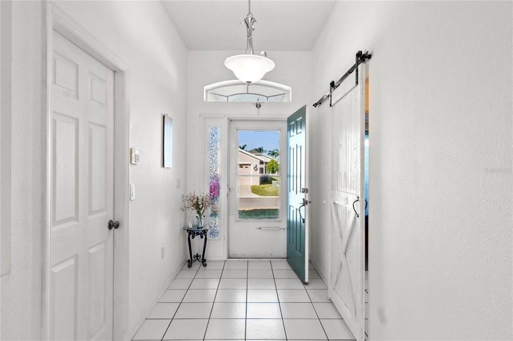 221 Prather Drive - Photo 3