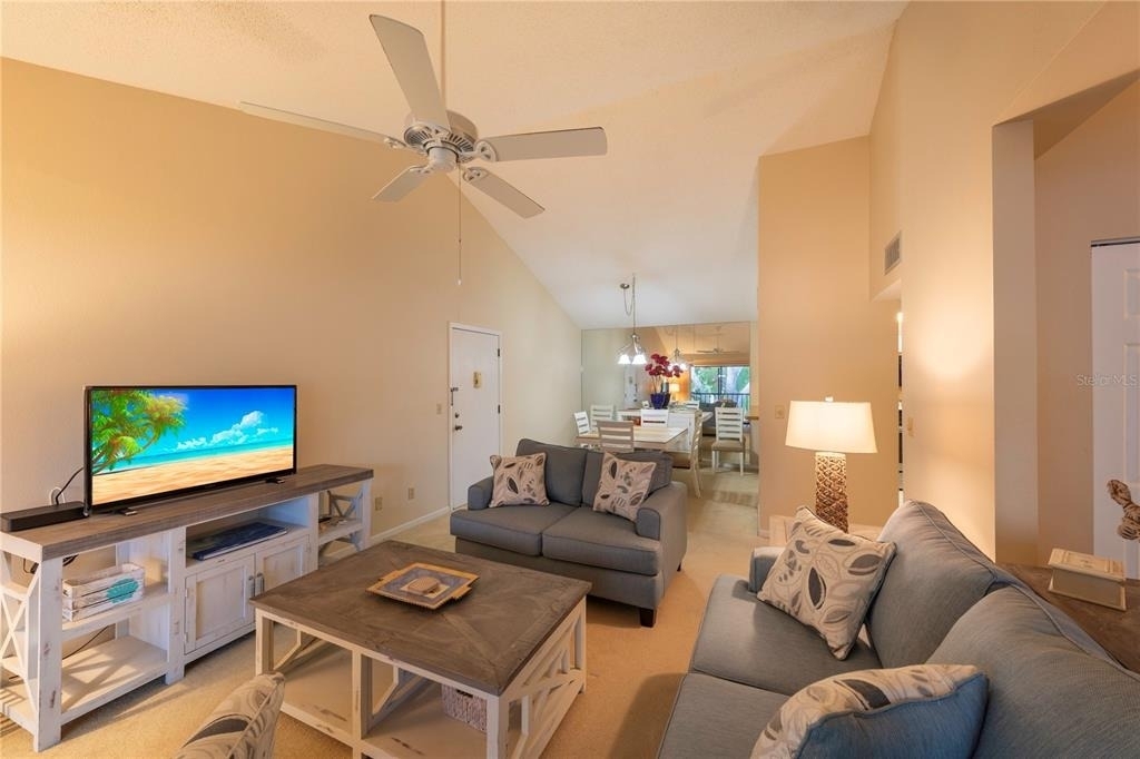 646 Bird Bay Drive E - Photo 5