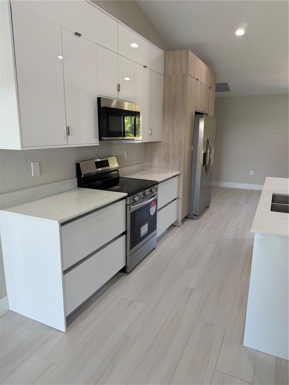 23367 Mayville Avenue - Photo 5