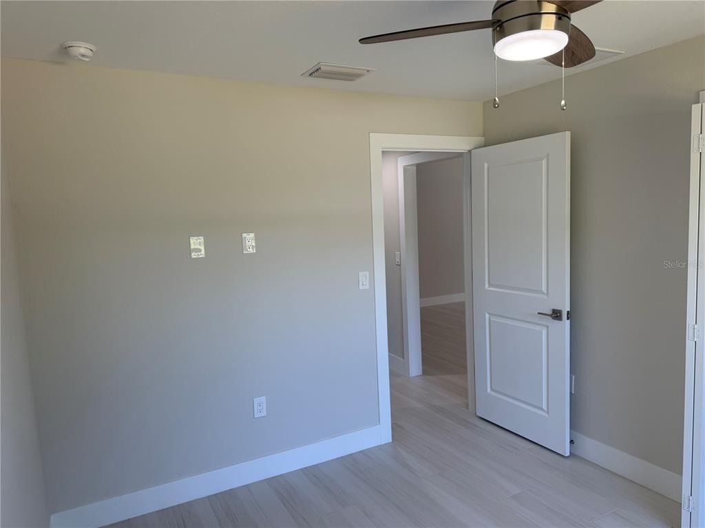 23367 Mayville Avenue - Photo 25