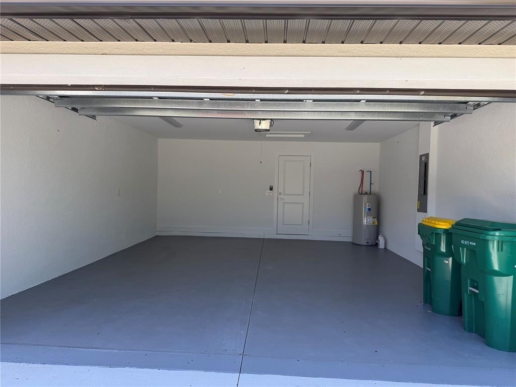 23367 Mayville Avenue - Photo 36