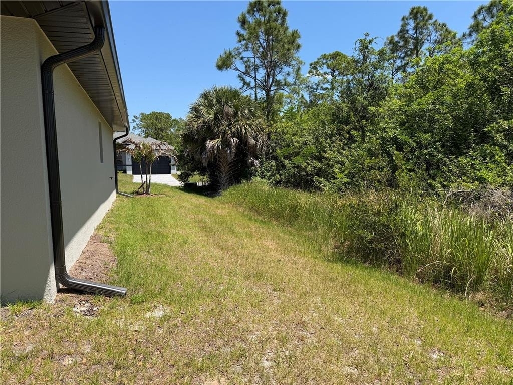 23367 Mayville Avenue - Photo 33