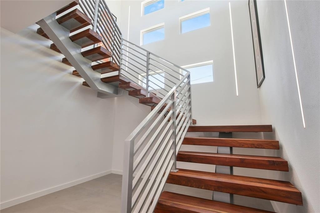 3939 Higel Avenue - Photo 3
