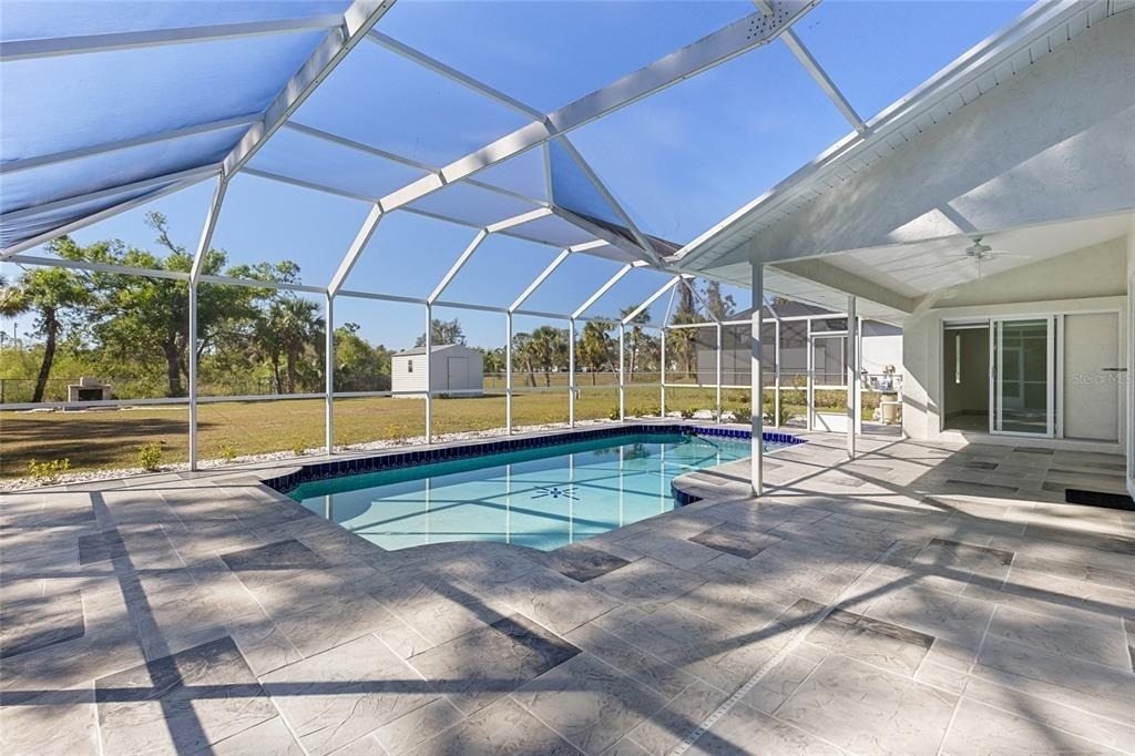 4485 Hansard Avenue - Photo 7