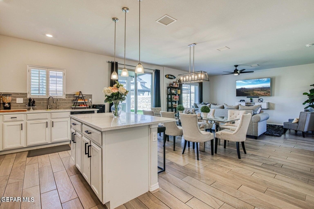 12257 Desert Dove Avenue - Photo 11