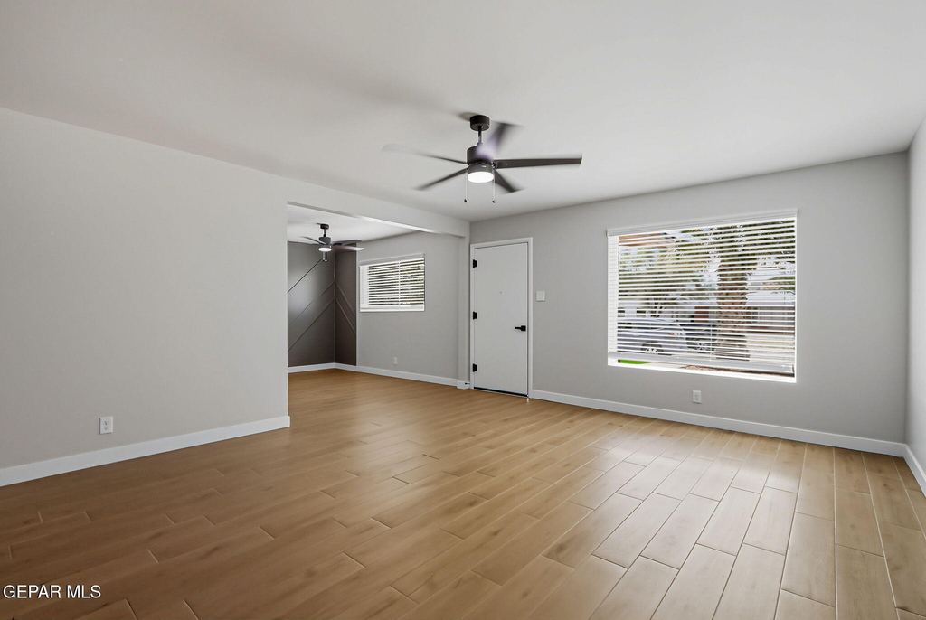 3408 Hixson Street - Photo 2