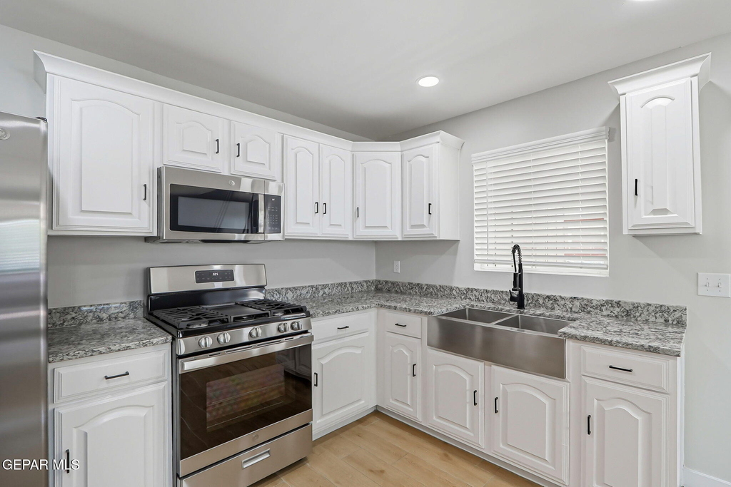 3408 Hixson Street - Photo 5